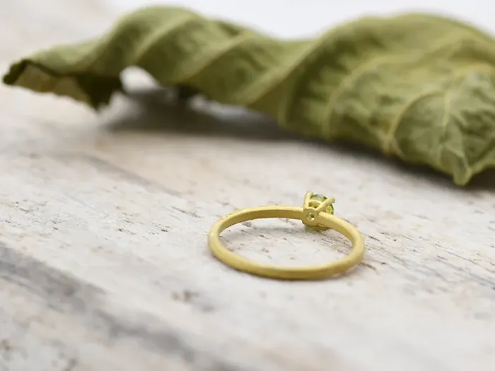 Anel de Ouro con Peridoto
