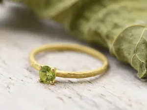 Anel de Ouro con Peridoto