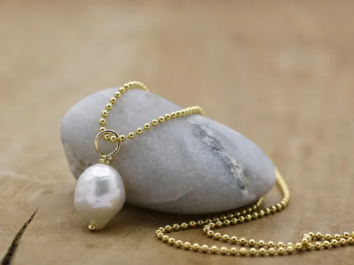 Colgante con Perla Barroca