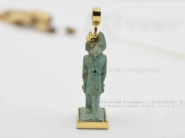 Colgante con Amuleto Antiguo de Anubis