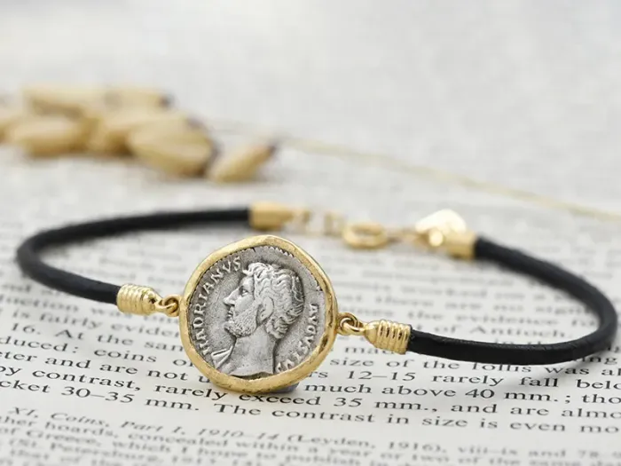 Pulseira de Ouro con Moeda Romana