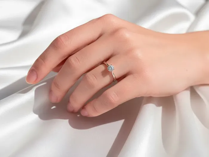 White Gold Engagement Ring with a 0,50 qt Diamond