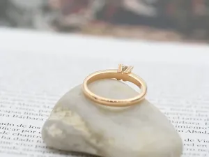 Rose Gold Engagement Ring with a 0,20 qt Diamond