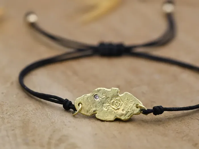 Pulsera Wabi-Sabi con Rosa y Diamante