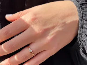 Rose Gold Engagement Ring with a 0,20 qt Diamond