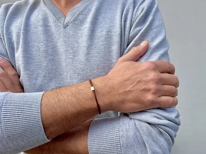 Pulsera de Cuero y Oro