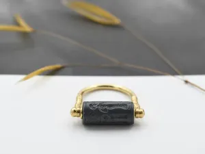 Anillo de Oro con Sello Giratorio