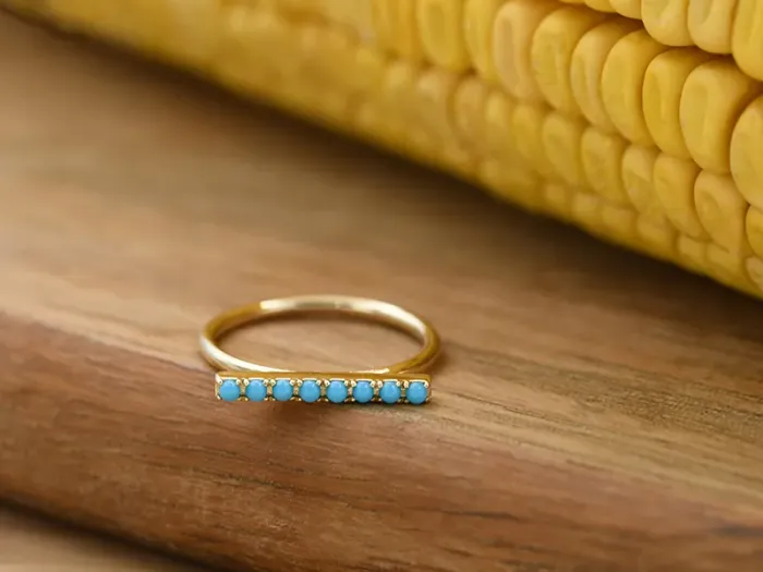 Anillo de Oro con Turquesas