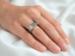 Anillo de Oro Blanco Kubrick