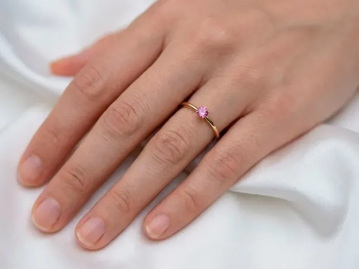 Rose Gold Ring with Pink Sapphire