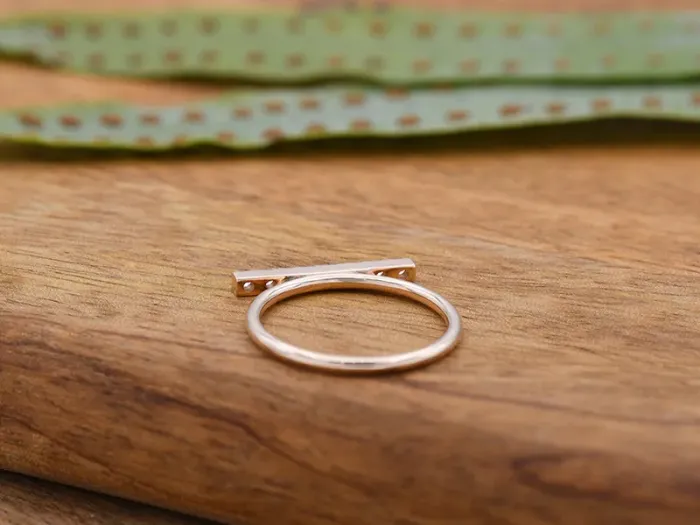 Anillo de Oro Rosa con Diamantes