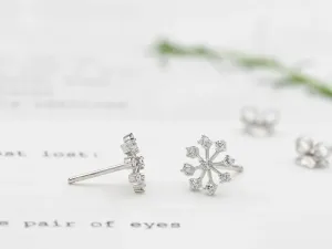 White Gold Earrings with Diamonds
