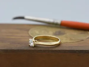 Anel Solitario de Ouro Amarelo con Diamante 0,50qt