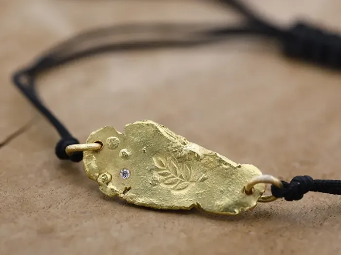 Pulsera Wabi-Sabi con Rama y Diamante