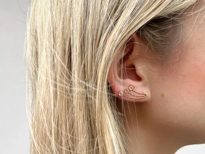 LAOLA Earrings with Crystal Rock