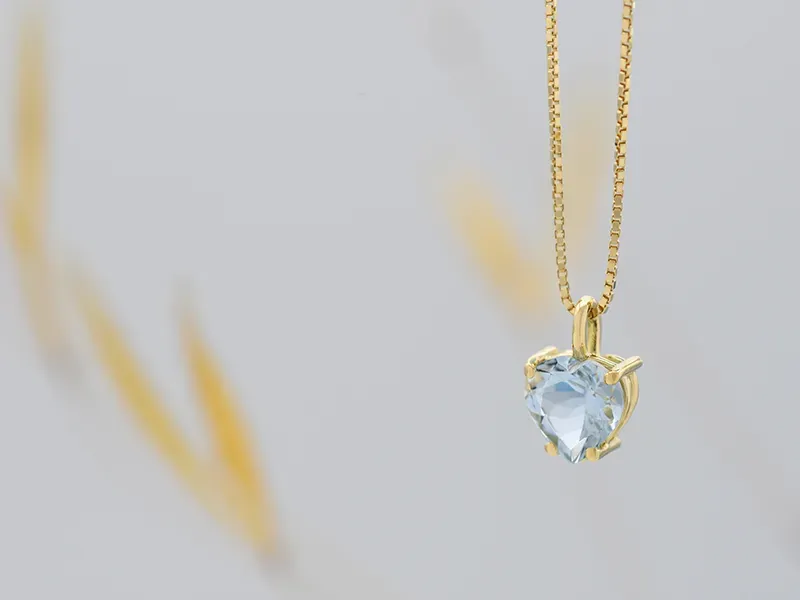 Colgante con Aguamarina Talla Corazón