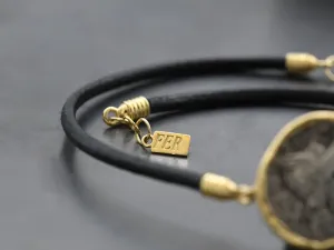 Pulsera de Oro con Moneda Romana