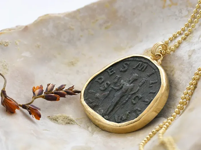 Gold Pendant with Roman Coin