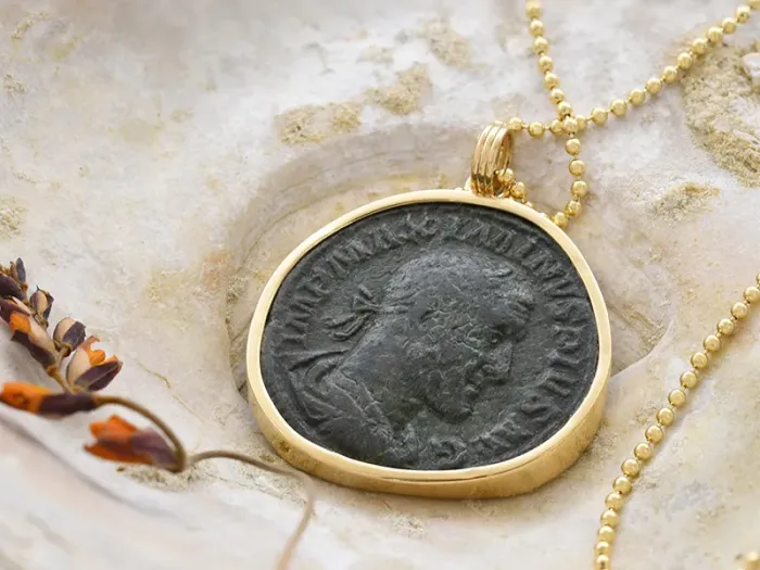 Gold Pendant with Roman Coin