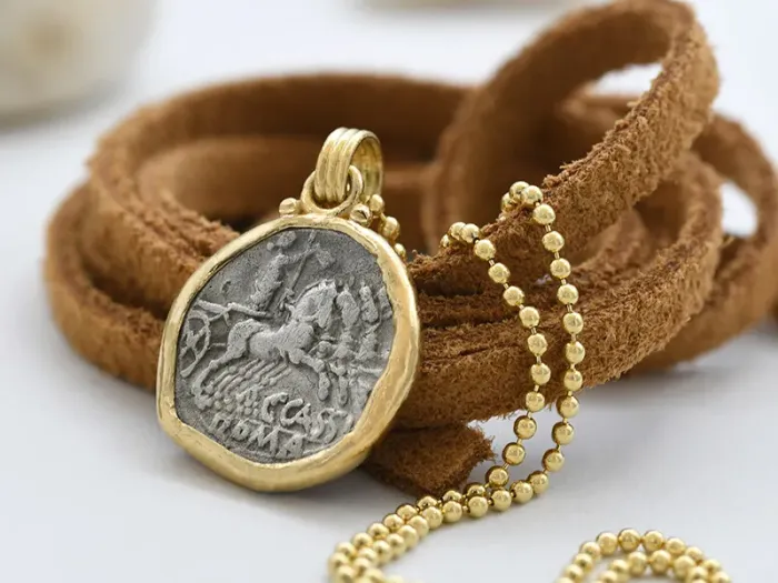 Colgante de Ouro con Denario Romano