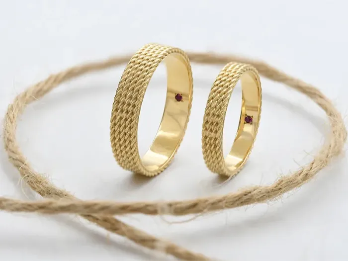 18K Gold Wicker Wedding Band