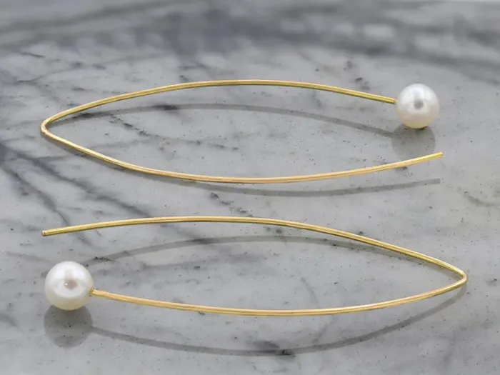 Gold Earrings with Pearls