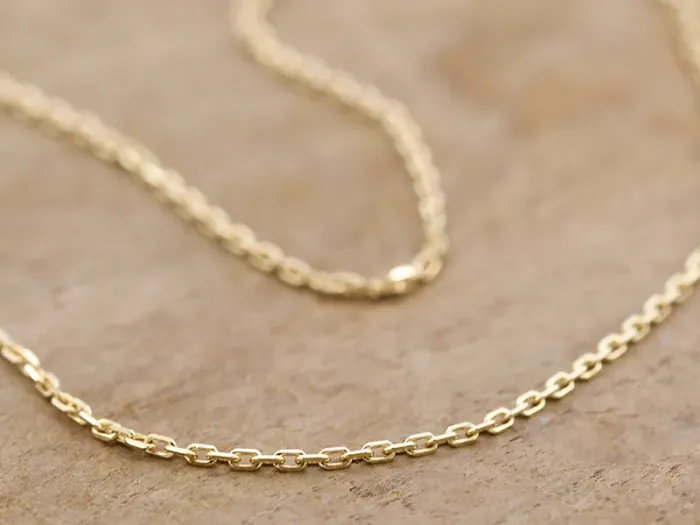 Collar Oro con Coral