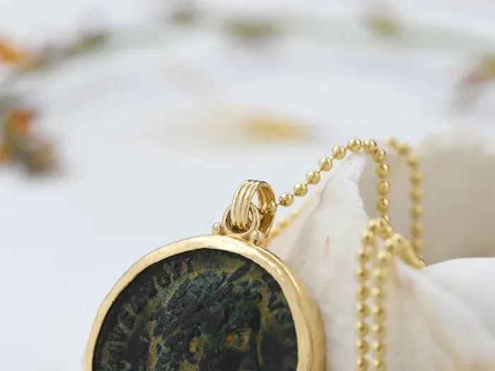 Gold Pendant with Roman Coin