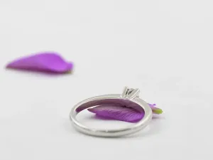 Anillo Solitario de Oro Blanco con Diamante de 0,30 qt