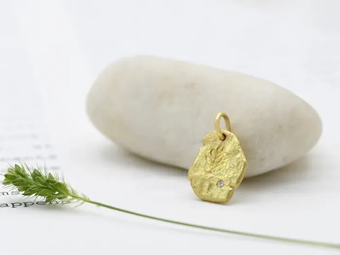 Colgante Wabi-Sabi con Rama y Diamante