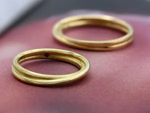 Alianza de Ouro Amarelo de Deseño Infinito