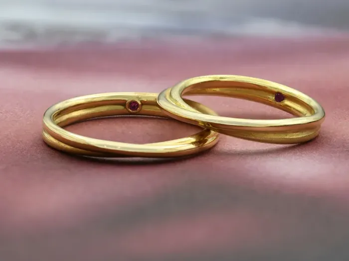 Alianza de Ouro Amarelo de Deseño Infinito