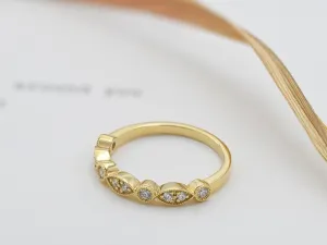 Anel Victoriano de Ouro con Diamantes